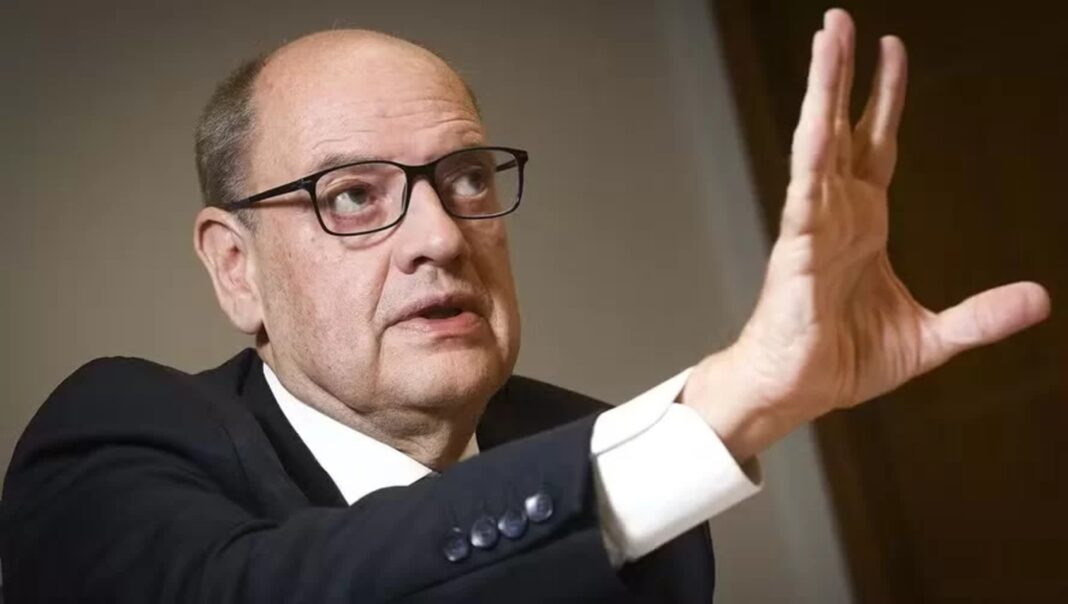 RJ exonera 6,1 mil comissionados; maioria não tinha senha para trabalhar