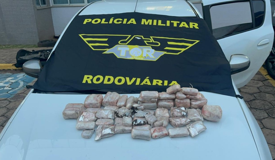 Motorista é preso com carga de ‘haxixe marroquino’ em lataria de carro no interior de SP