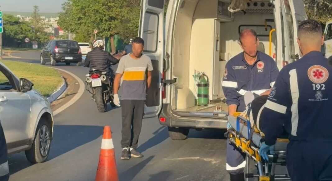 Óleo na pista provoca queda de motociclista em trecho de rodovia de Santa Bárbara d’Oeste