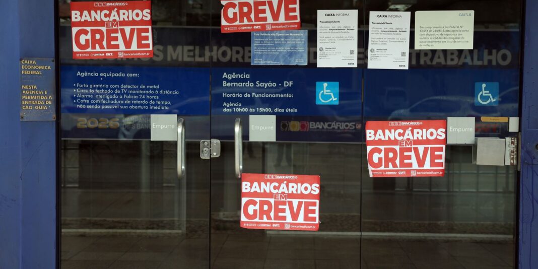 Bancários da Caixa Rejeitam Proposta Final e Mantêm Greve Nacional por Tempo Indeterminado