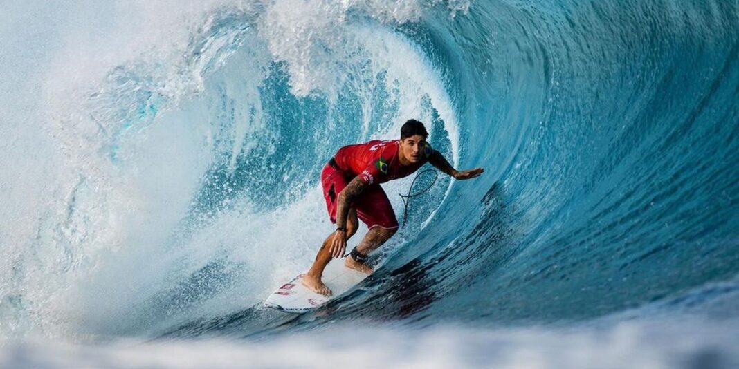 Gabriel Medina é vice-campeão em Fiji após nota 10 na final eletrizante da WSL
