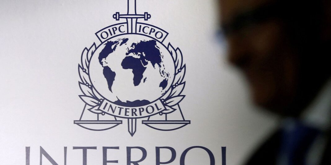Mãe de crianças desaparecidas em Bacabal pede inclusão em alerta da Interpol