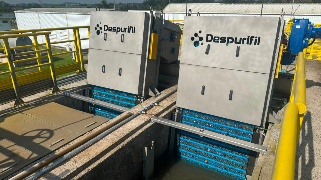 Setenta e cinco toneladas de lixo retidas em sistema de esgoto de Piracicaba evidenciam descarte irregular