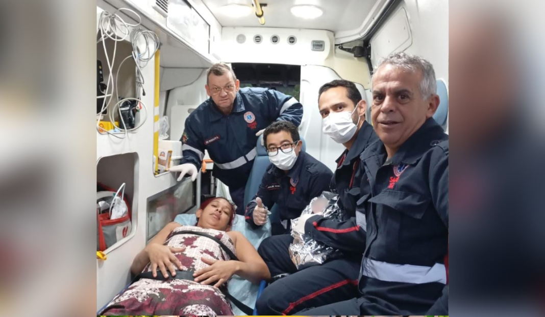Bebê nasce em ambulância a caminho do hospital em Presidente Prudente