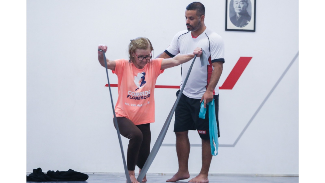 Pátio Limeira Shopping promove aulão gratuito de Pilates em parceria com o Sesi