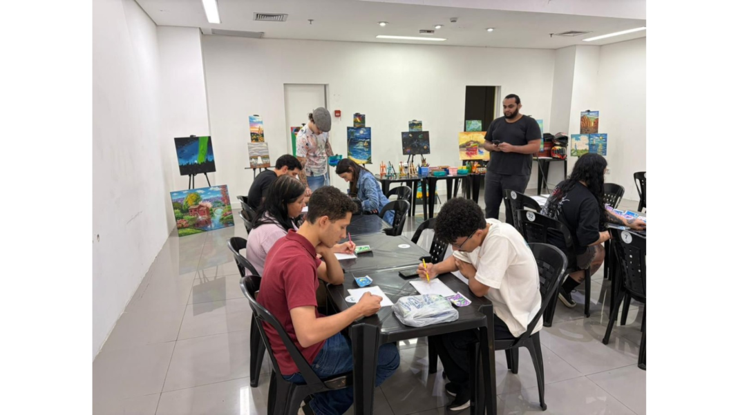 Pátio Limeira Shopping promove Oficina de Dobradura com pintura neste domingo