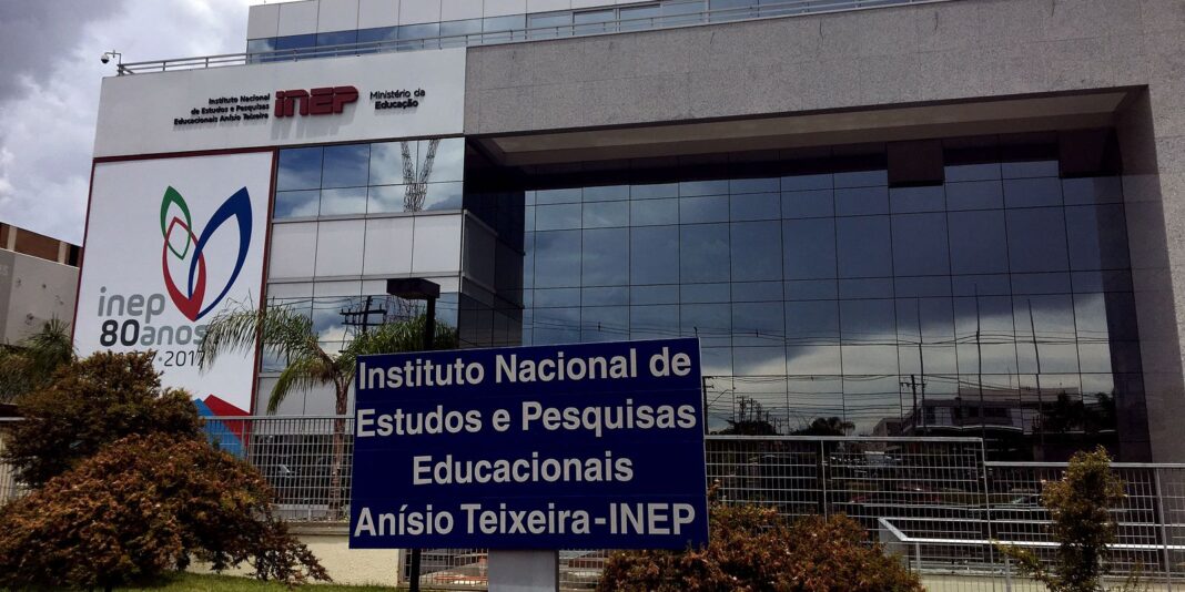 Cartões de inscrição para Enamed e Revalida já estão disponíveis para consulta online