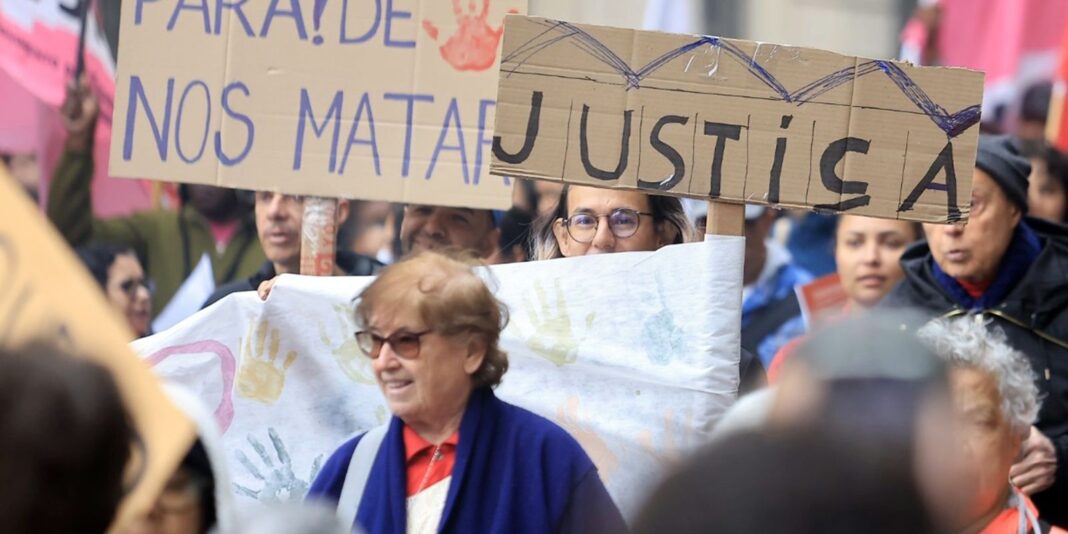 Grito dos Excluídos reúne milhares em atos por moradia, contra violência e por direitos