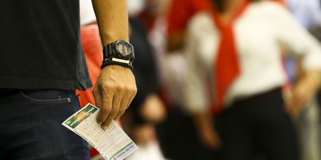 Mega-Sena acumula e sorteia R$ 48 milhões para próximo concurso de domingo