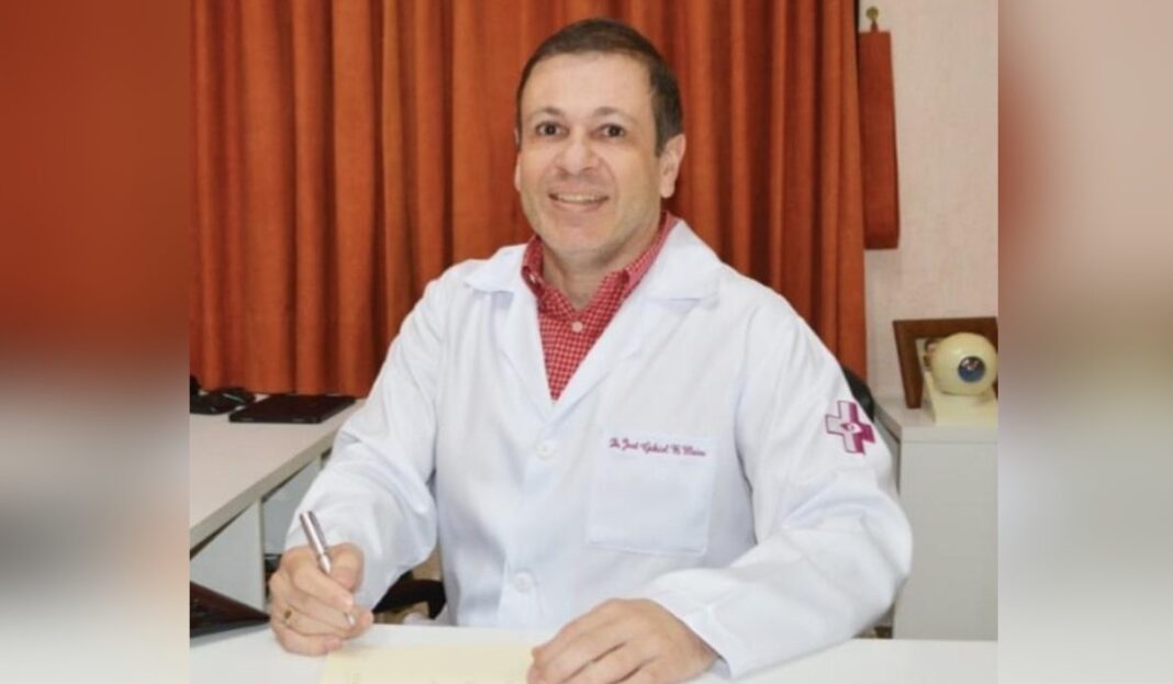 Médico suspeito de matar duas pessoas a tiros em clínica e atear fogo em corpos no interior de SP é encontrado morto em cela