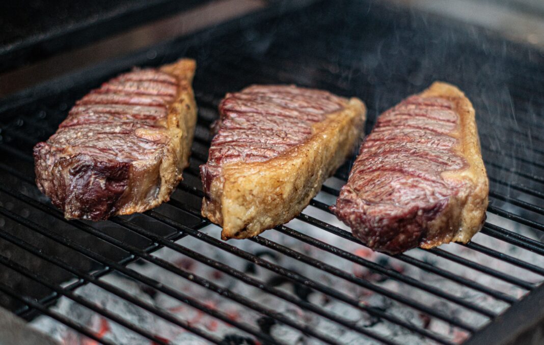 Veto da União Europeia à carne brasileira não deve baratear o produto no país