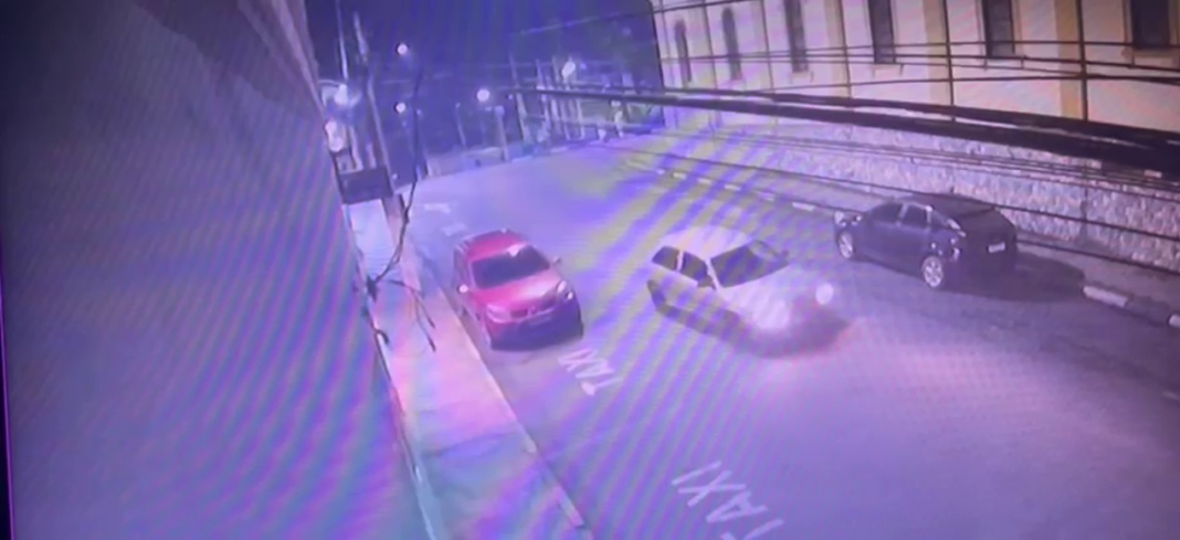 Mulher sem CNH atropela homem ao dar ‘volta’ de carro em Guapiara