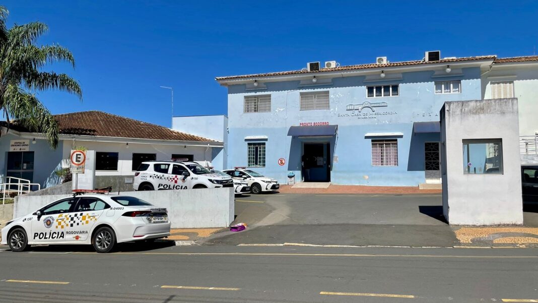 Adolescente de 16 anos cai de patinete e é atropelado por caminhão em Mogi Mirim