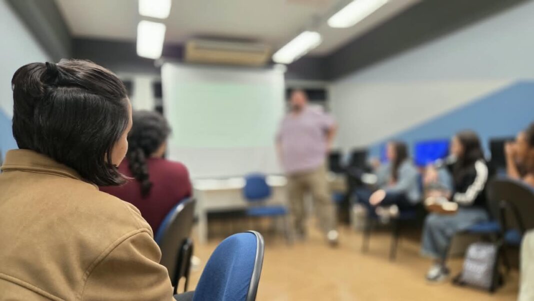 ‘Foca EPronto’: conheça os projetos selecionados para etapa de reunião de pauta do prêmio de jornalismo universitário