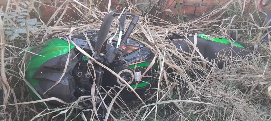 Polícia Civil de Piracicaba identifica suspeito de homicídio e tentativa de homicídio no Monte Líbano; motocicleta é apreendida
