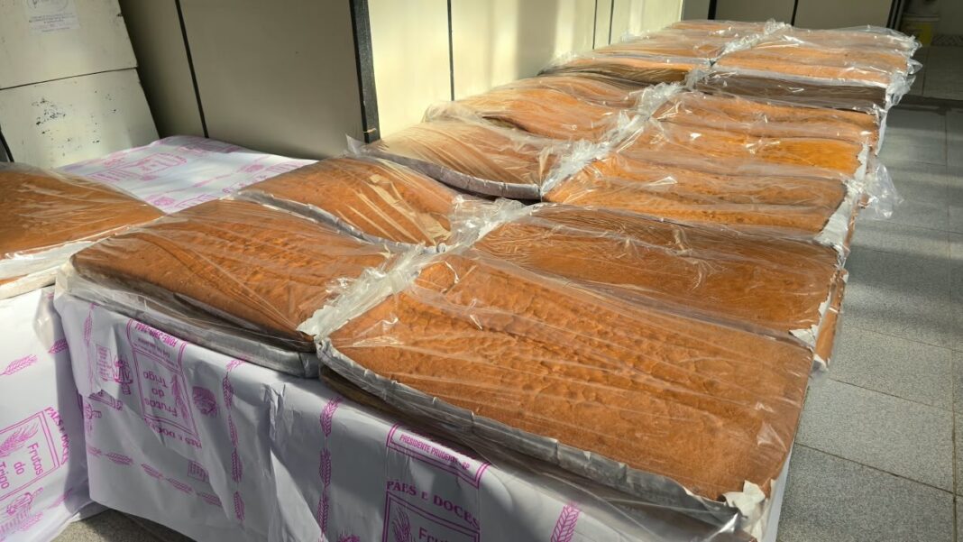 Presidente Prudente celebra 109 anos com bolo gigante de quase 500 kg feito com 1,6 mil ovos e 140 kg de doce de leite