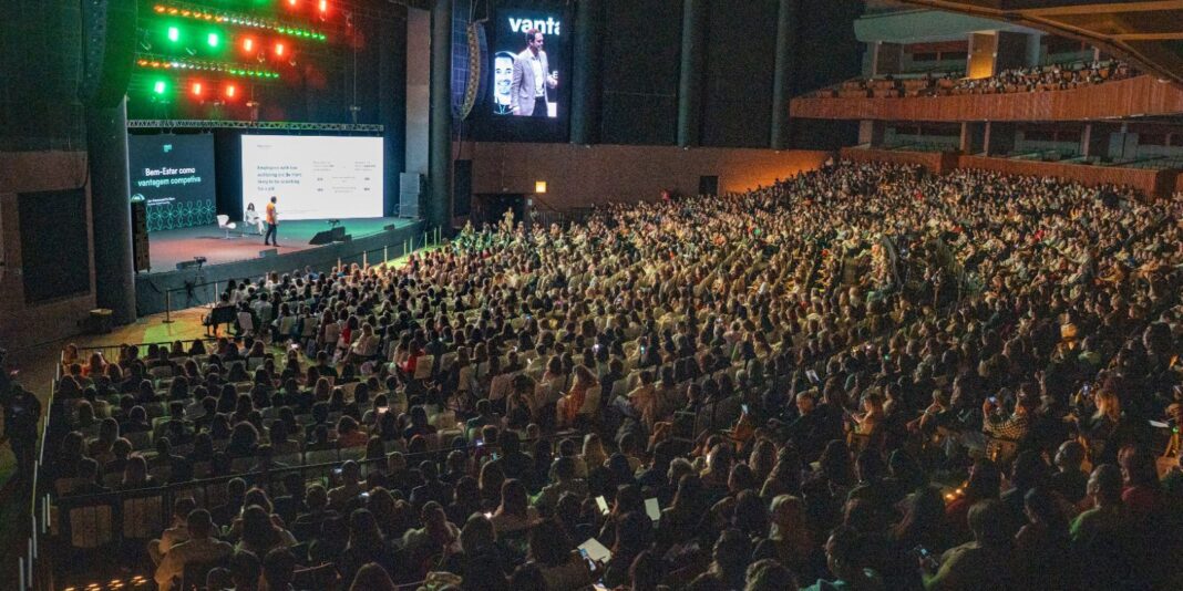 Especialistas discutem saúde mental e trabalho em evento em São Paulo