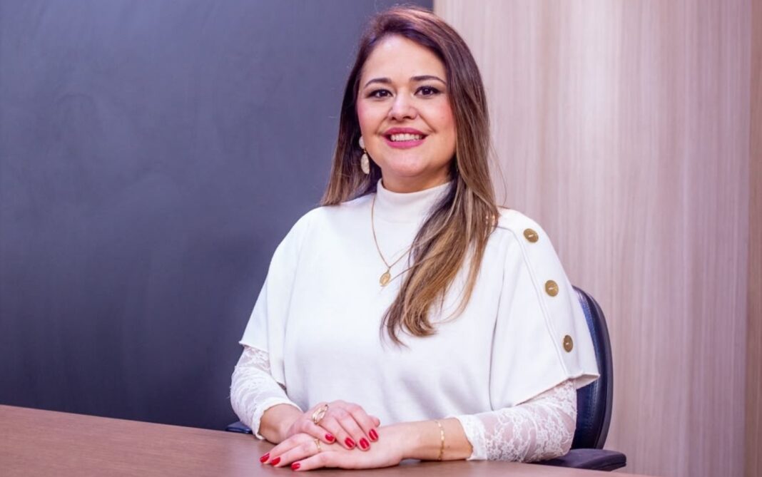 Jornalista descobre câncer de mama após entrevista sobre prevenção