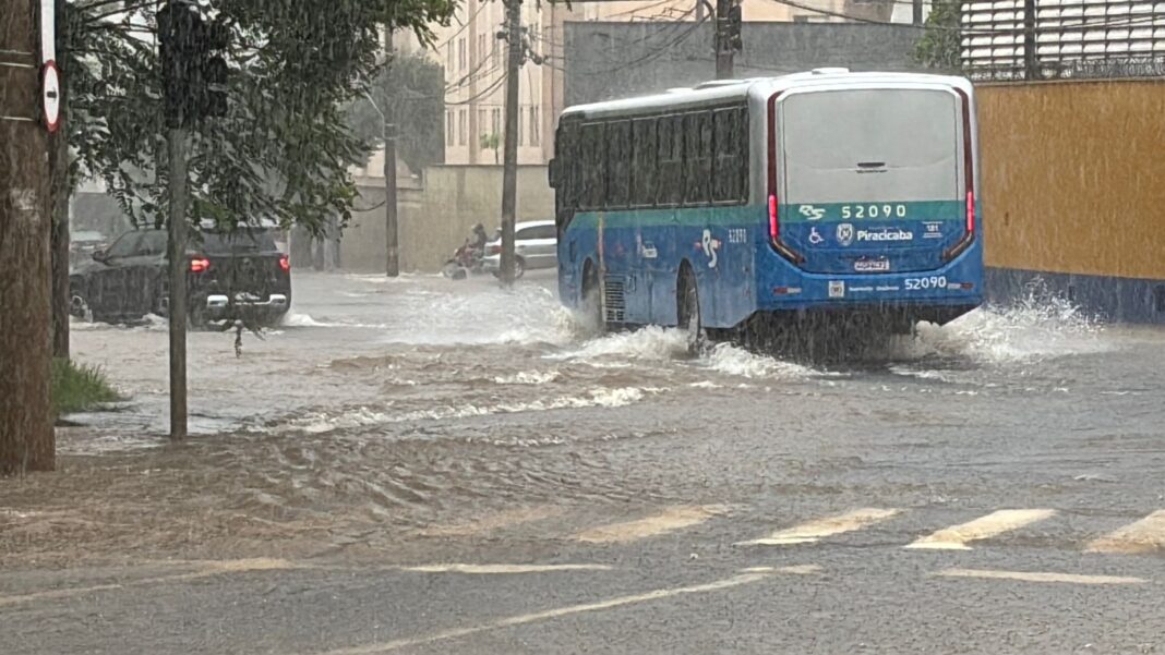 Piracicaba registra outubro mais chuvoso em 109 anos com 260 mm de precipitação
