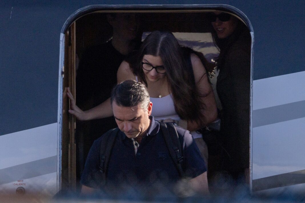 Radicalização de Flávio Bolsonaro provoca isolamento político e perda de aliados