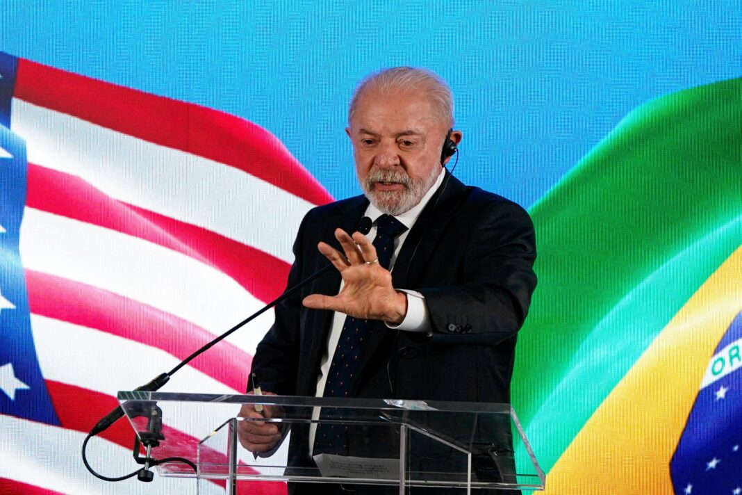 Governo Lula busca evitar crise com EUA após fuga de Flávio Bolsonaro