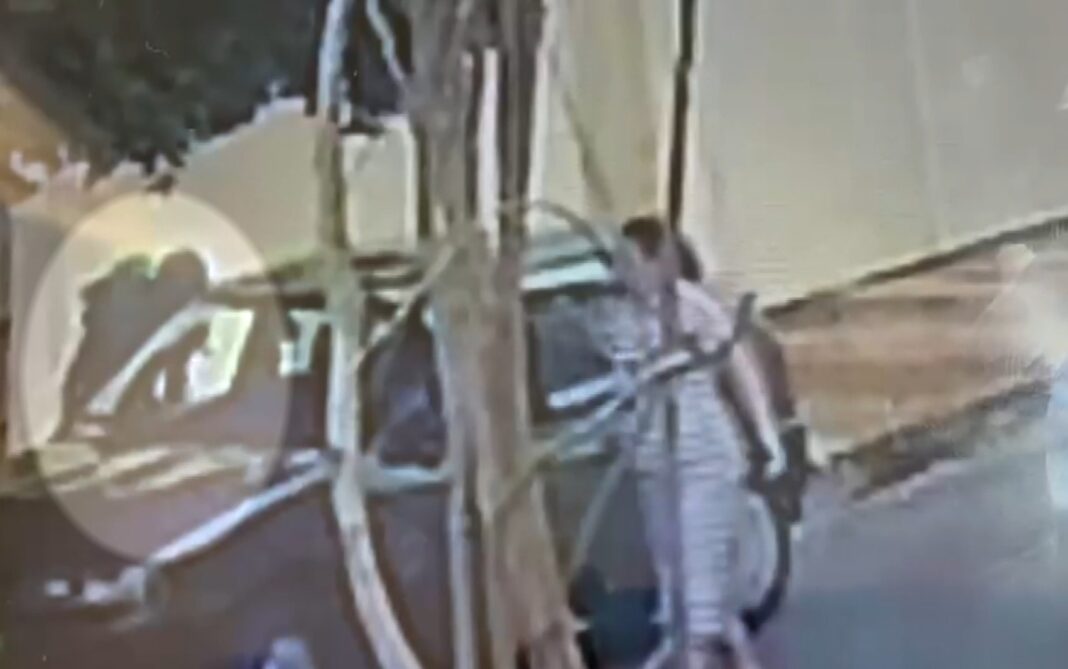 Mulher sofre acidente e tem bolsa furtada em Jaboticabal, SP