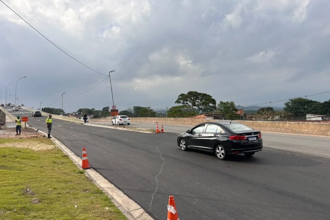 Túnel e viaduto da Sebastião Gualberto são liberados em São José dos Campos